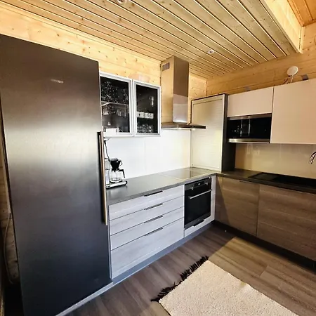Chalet Njalla, Aurora By The *